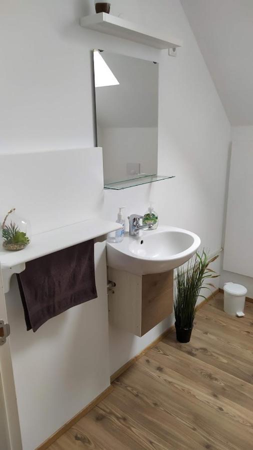 Guesthouse Hateigi 3 Хелла Экстерьер фото